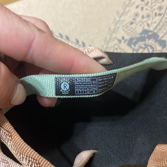 NWOT Teva sandals - Picture 3 of 3